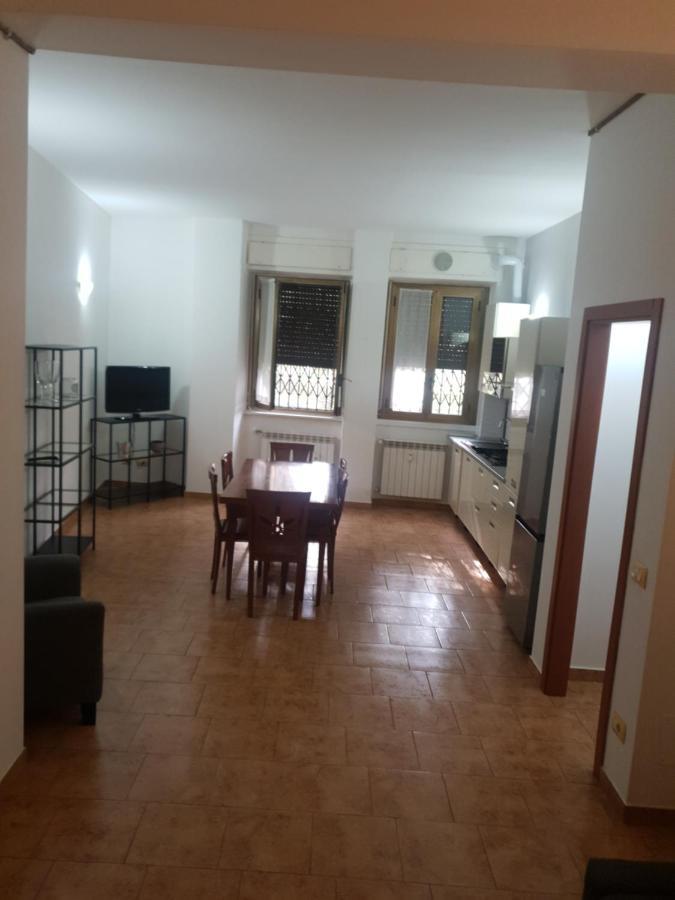 Maffucci 24 Bilocale Molto Spazioso E Moderno Milan Exterior photo